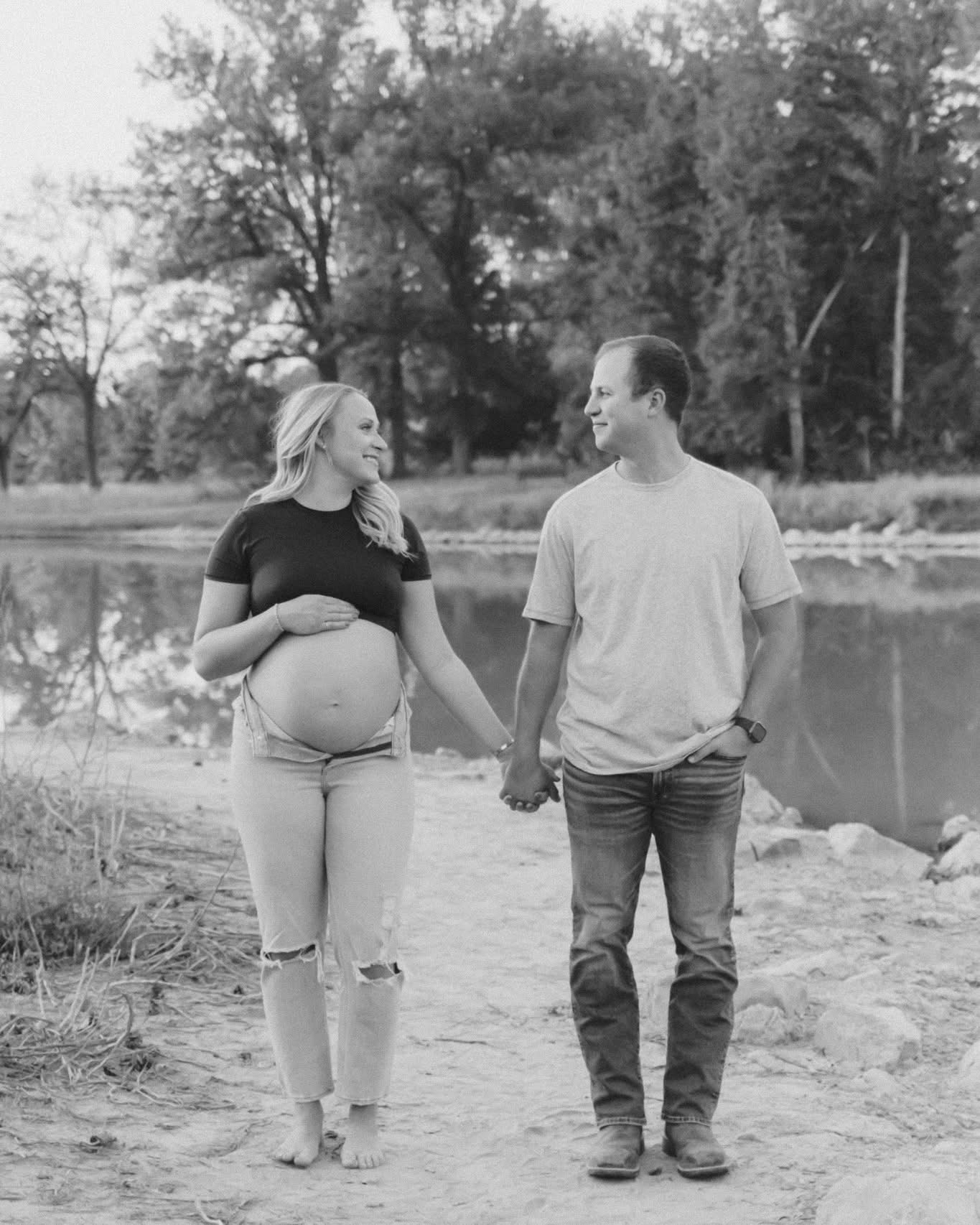 Maternity portrait by Brittany Leigh Photographs