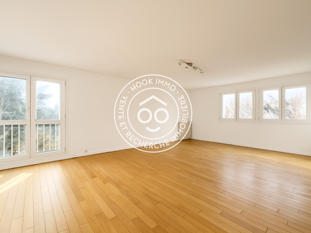 HOOK IMMO - Appartement 5 P - 4 chambre - Chevilly Larue - Balcon - Cave - Box et Parking
350.000€