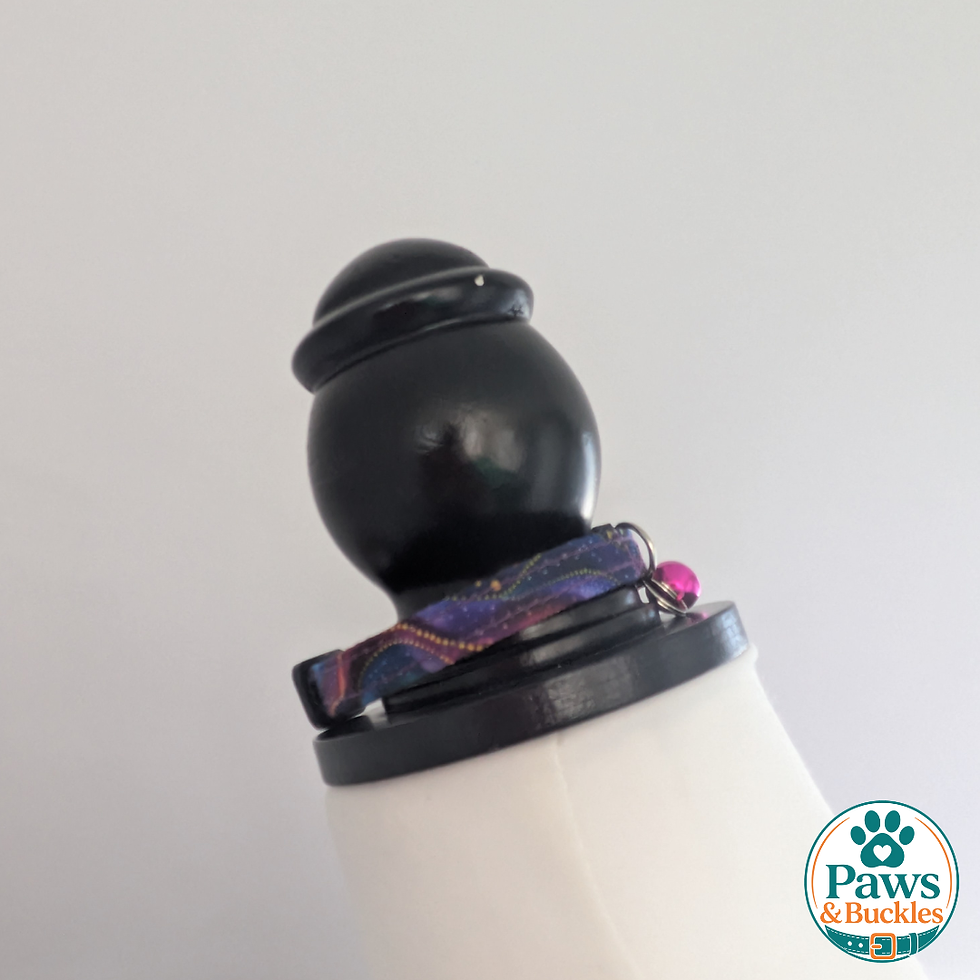 Thumbnail: Handmade Fabric Cat Collar – Waves - Purple