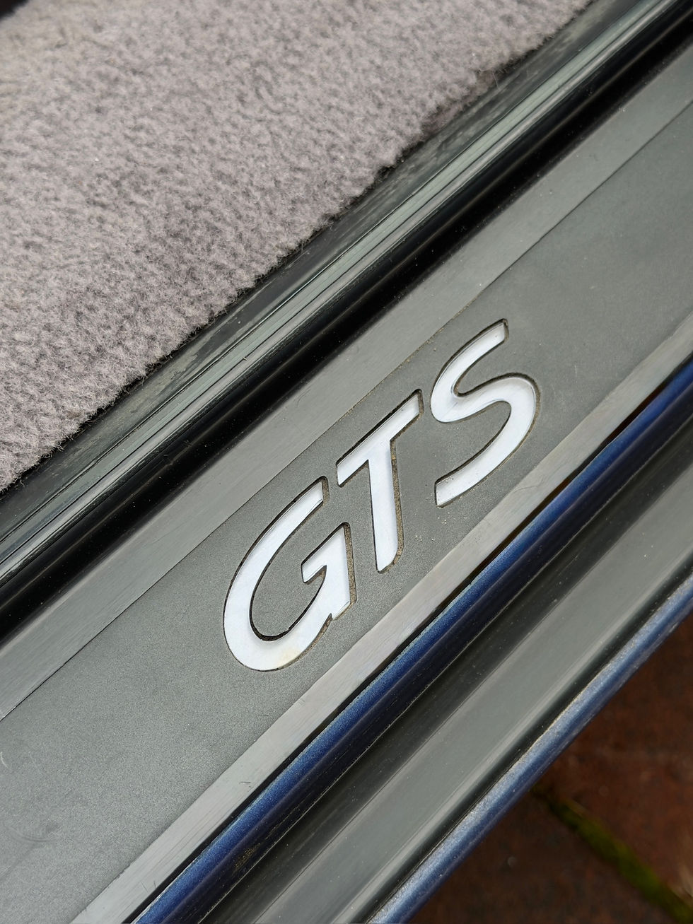 Thumbnail: 1993 Porsche 928 GTS