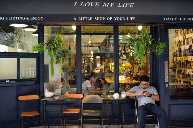 不只是咖啡香的咖啡店-
Everyday by Karmakamet Cafe Bangkok