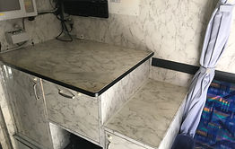 胃胸部レントゲン車2 室内3