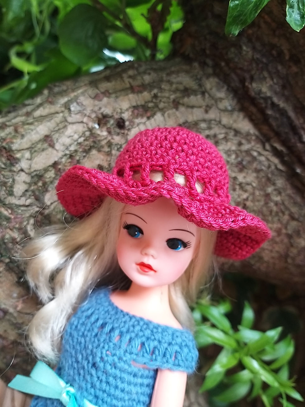 Thumbnail: Sindy Sun hat