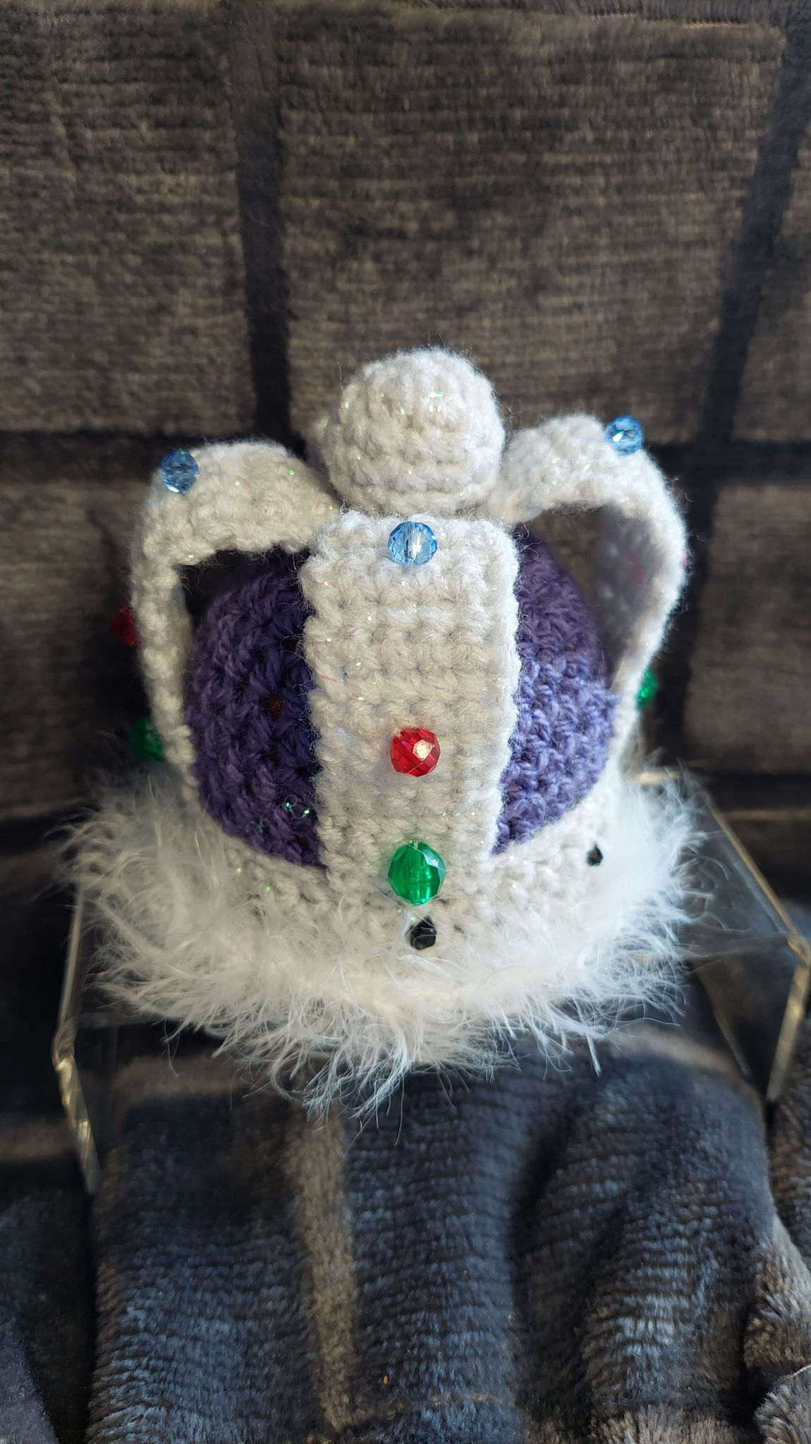 Crochet Pattern for a Crown Chocolate Orange Cover Uk Terms