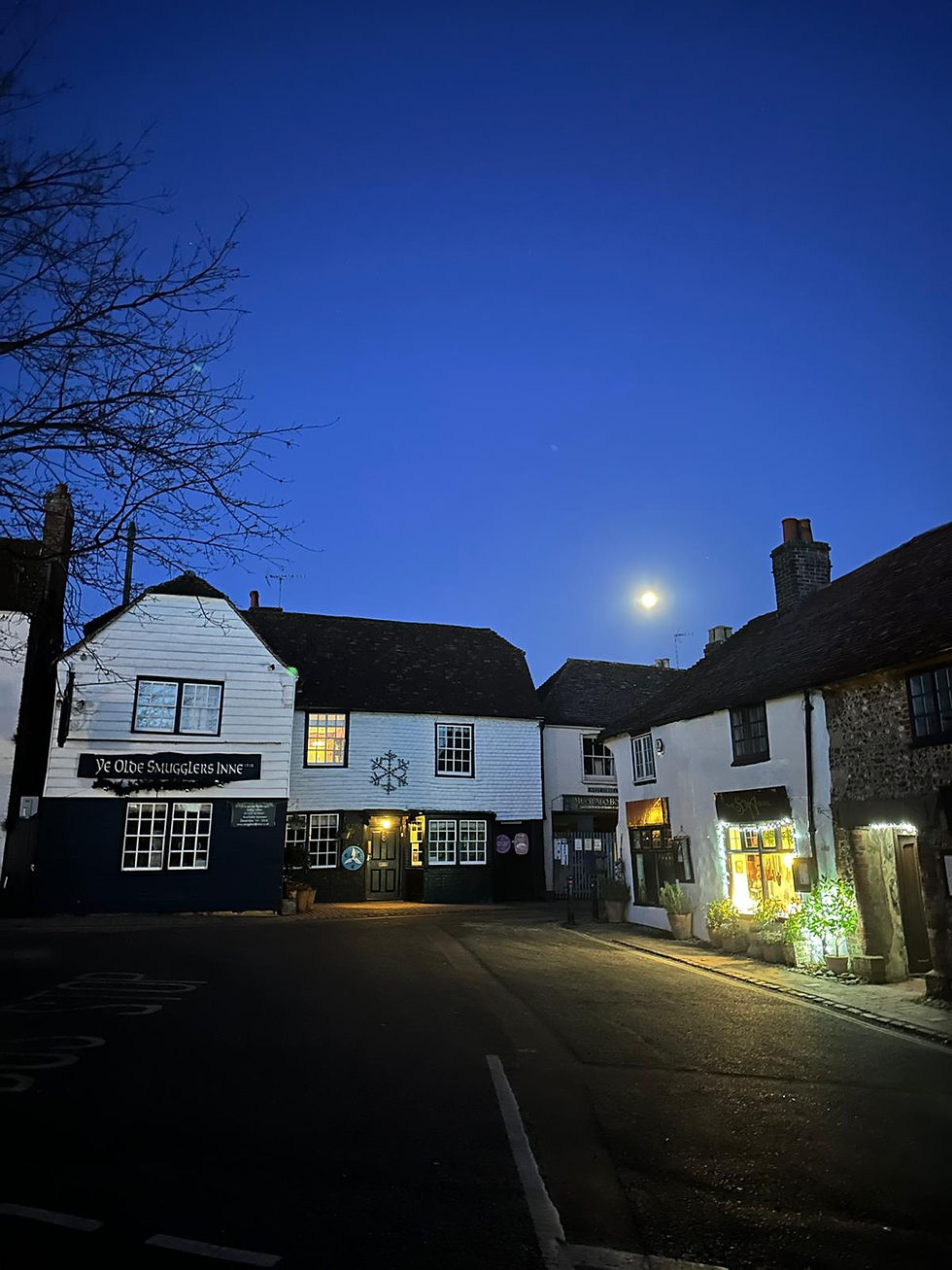 Ye Olde Smugglers in Alfriston.jpeg