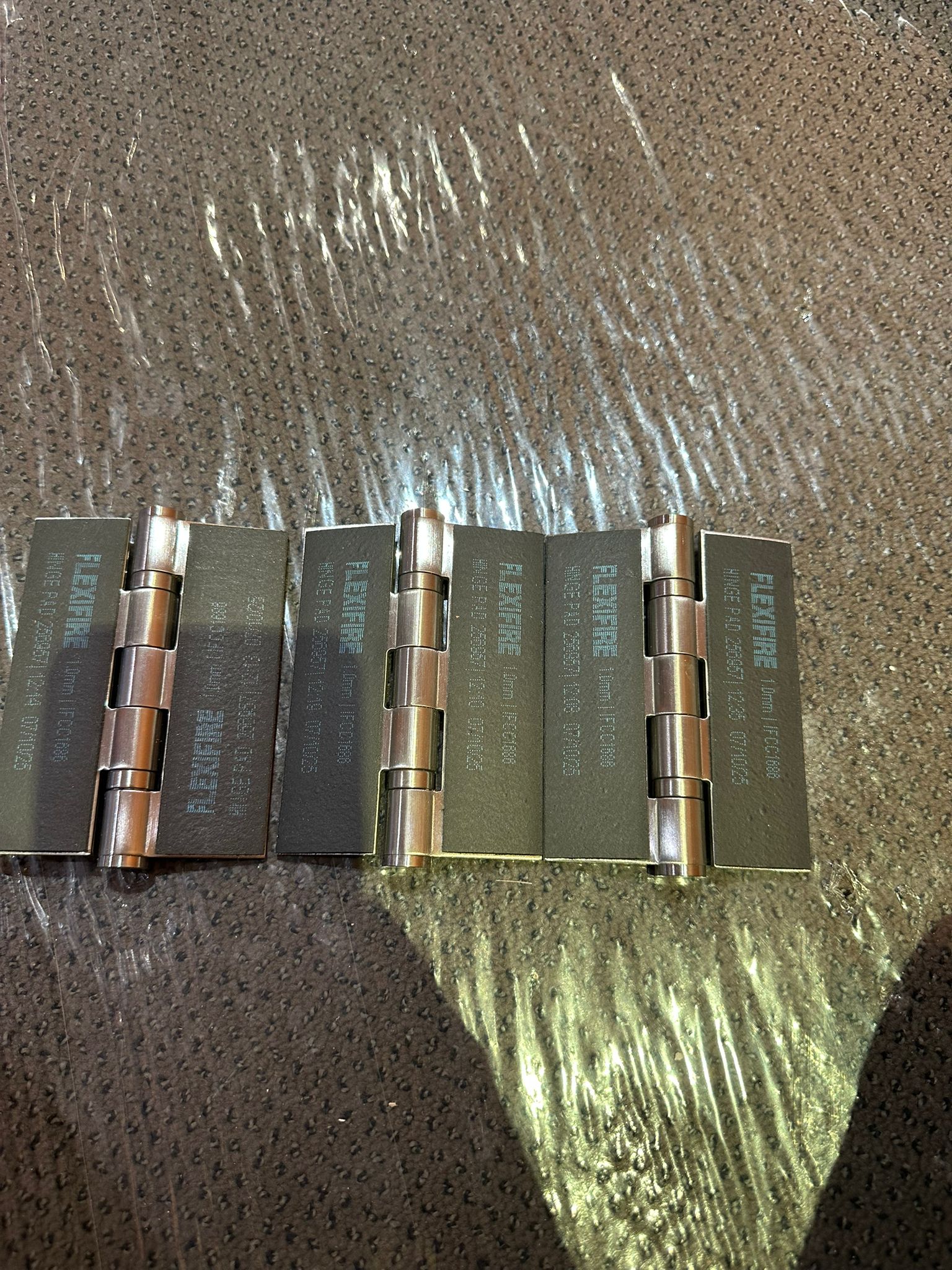 Hinges with protection pads, Barlett Park