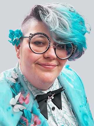 headshot transparent_edited_edited.jpg