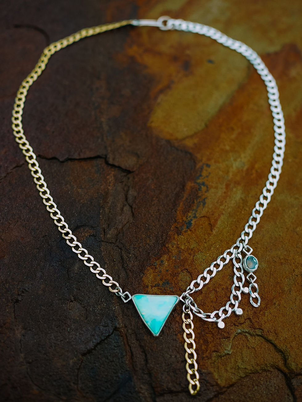 Thumbnail: Asymmetry Necklace