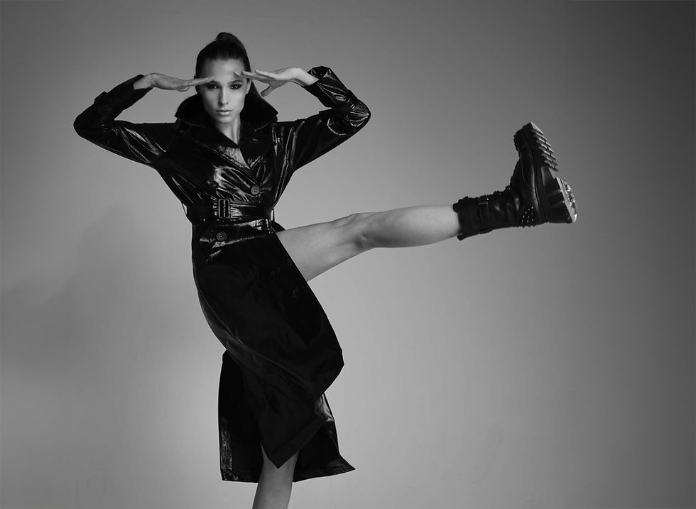 Marina Dokic in posa