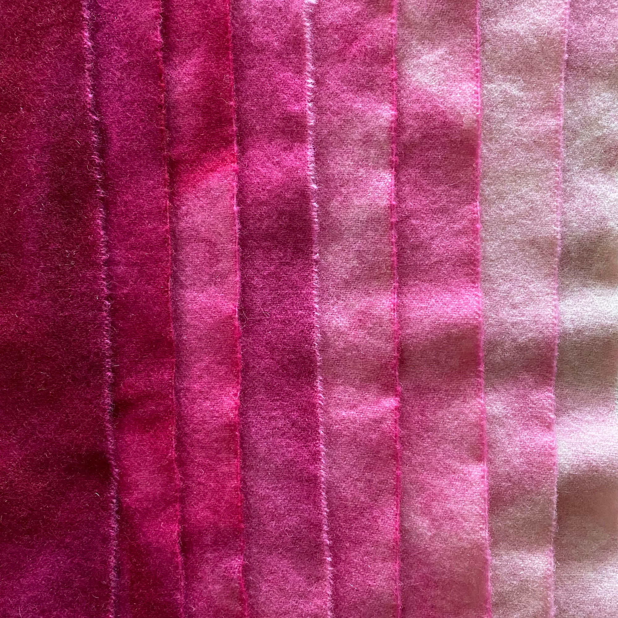 Magenta Rose Long 8 Value Swatch