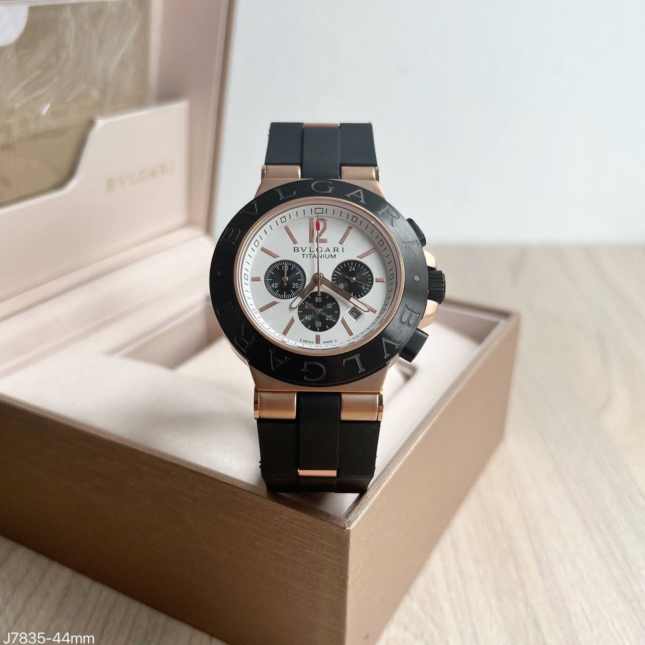 BVLGARI TITANIUM ROSE BRANCO  44MM