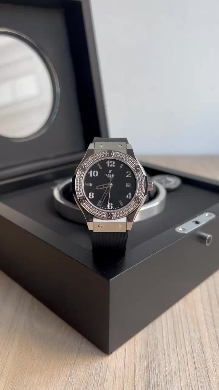 Miniatura: HUBLOT CLASSIC PRATA BRILHANTES 37MM FEMININO