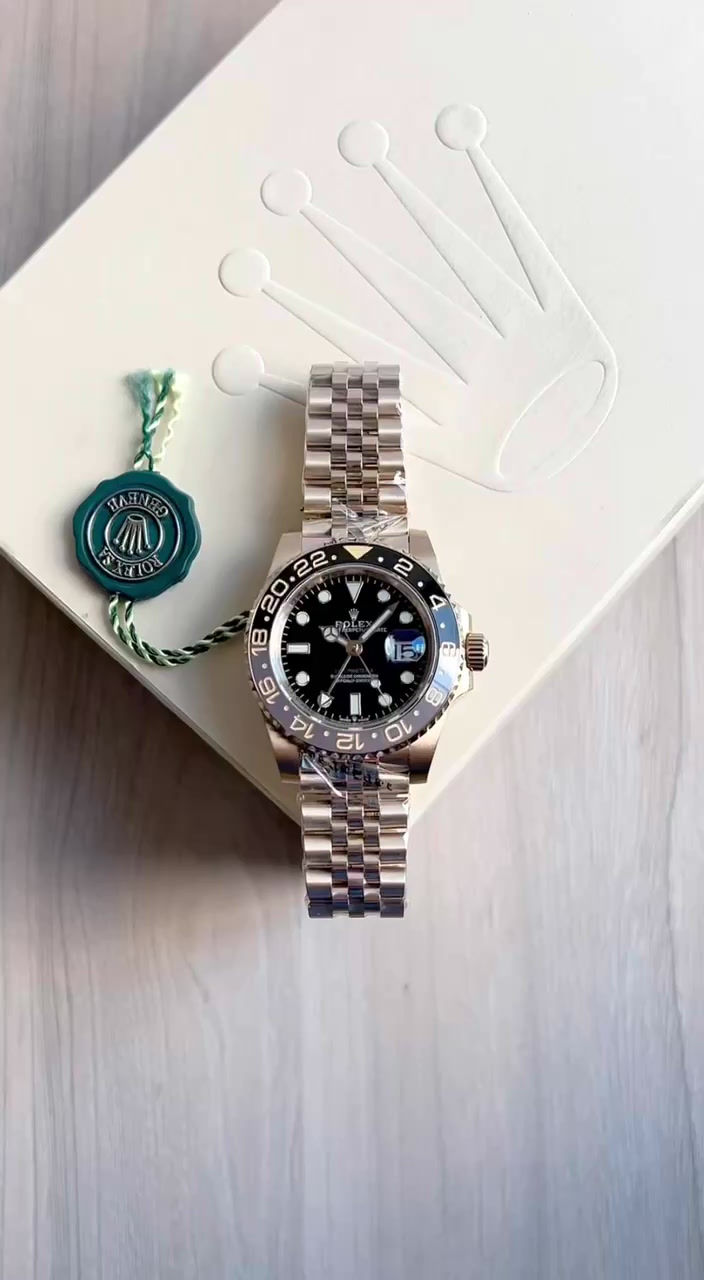 Miniatura: ROLEX GMT MASTER II DOURADO PRETO JUBILEU 40MM