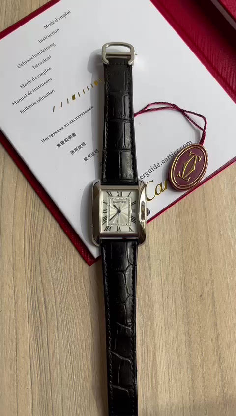 Miniatura: CARTIER TANK COURO 30MM X 38MM FEMININO
