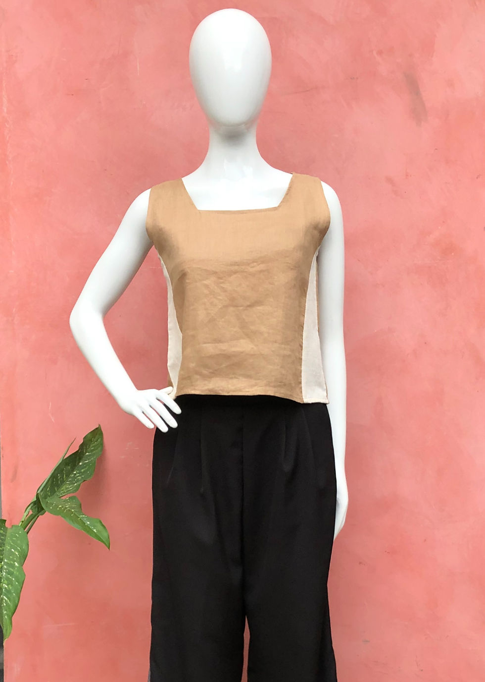 Thumbnail: Creativity Top-Solid Linen Brown with Kantarines Beige Accent