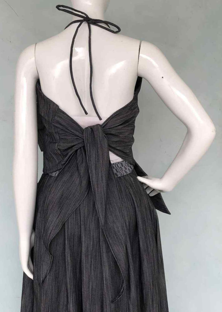 Thumbnail: Courage Accent Top Gray with Floral black kundiman-FREE SIZE