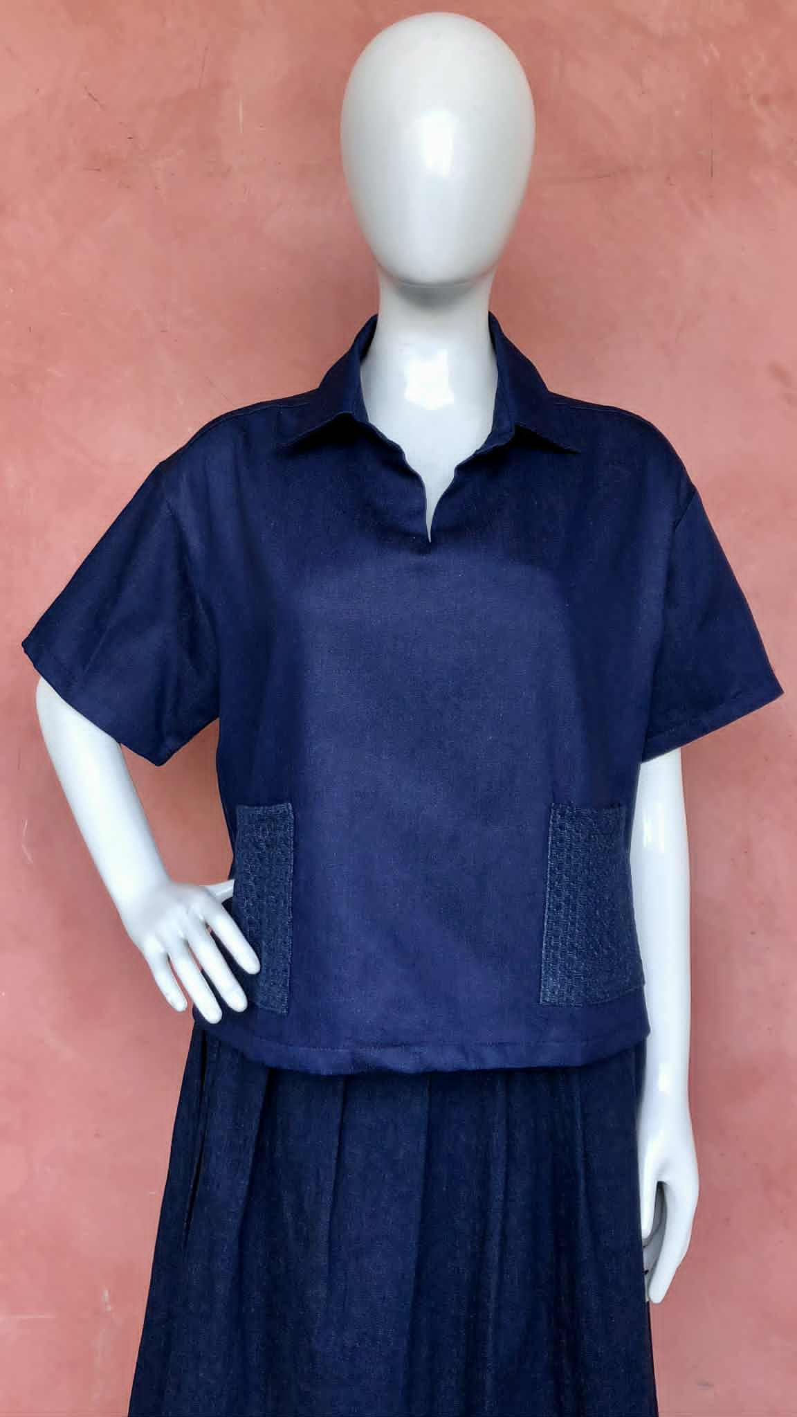 Tessa top blue denim with two waffle denim pockets