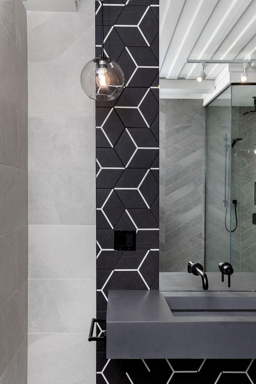 2023AQ50305RR23262_WEB