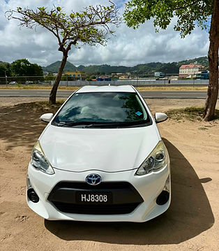 Toyota Aqua- Front - Low Shot.jpg
