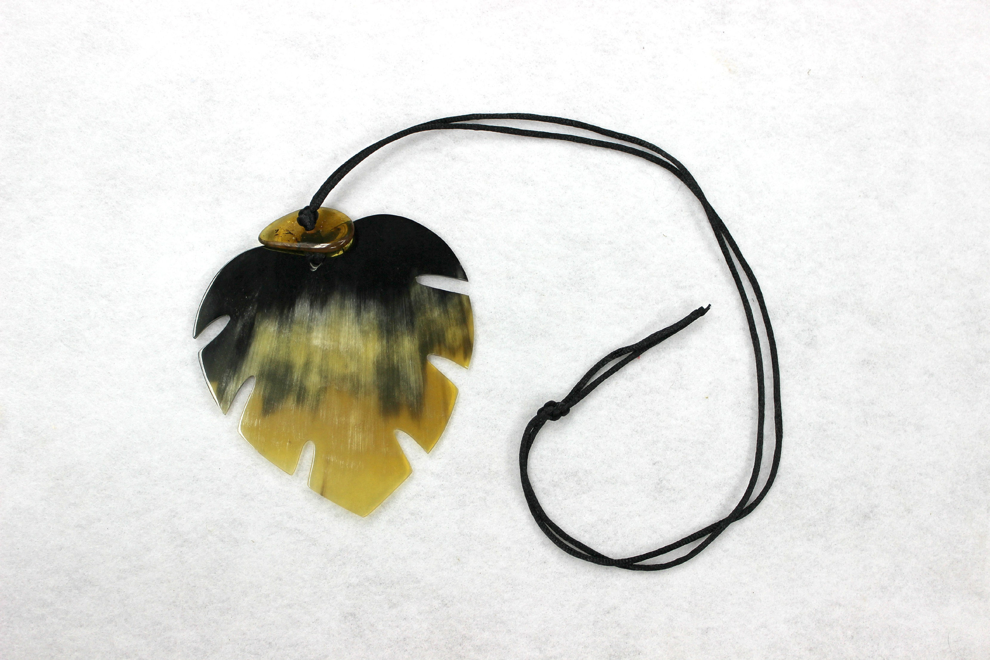 HOJA CUERNO VACA AMBAR CV6