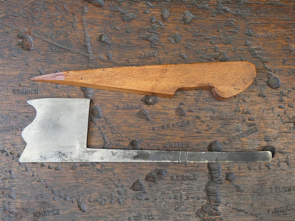 Thumbnail: A Vintage Grecian Ogee Moulding Plane - 3/4" - Griffiths Norwich