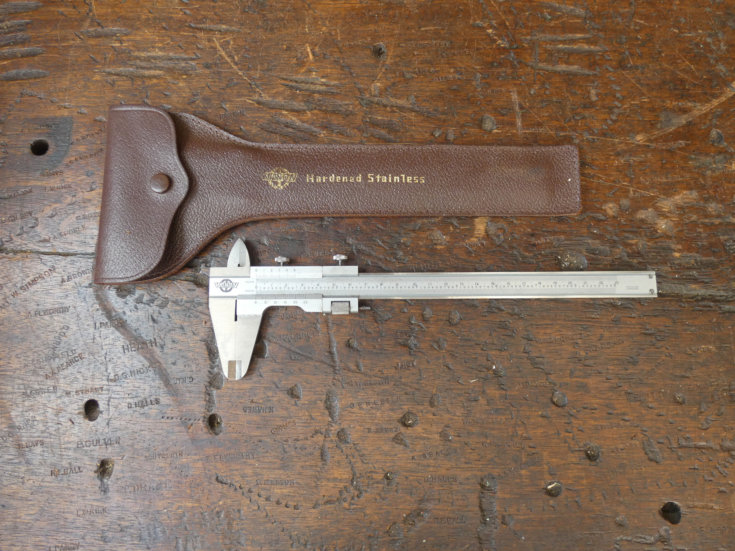 Cased Vernier Calipers - 230mm - Kanon