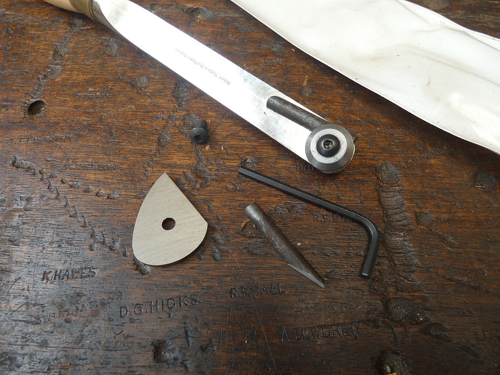 Thumbnail: Robert Sorby Woodturning - HSS Multi Tip Shearing Scraper