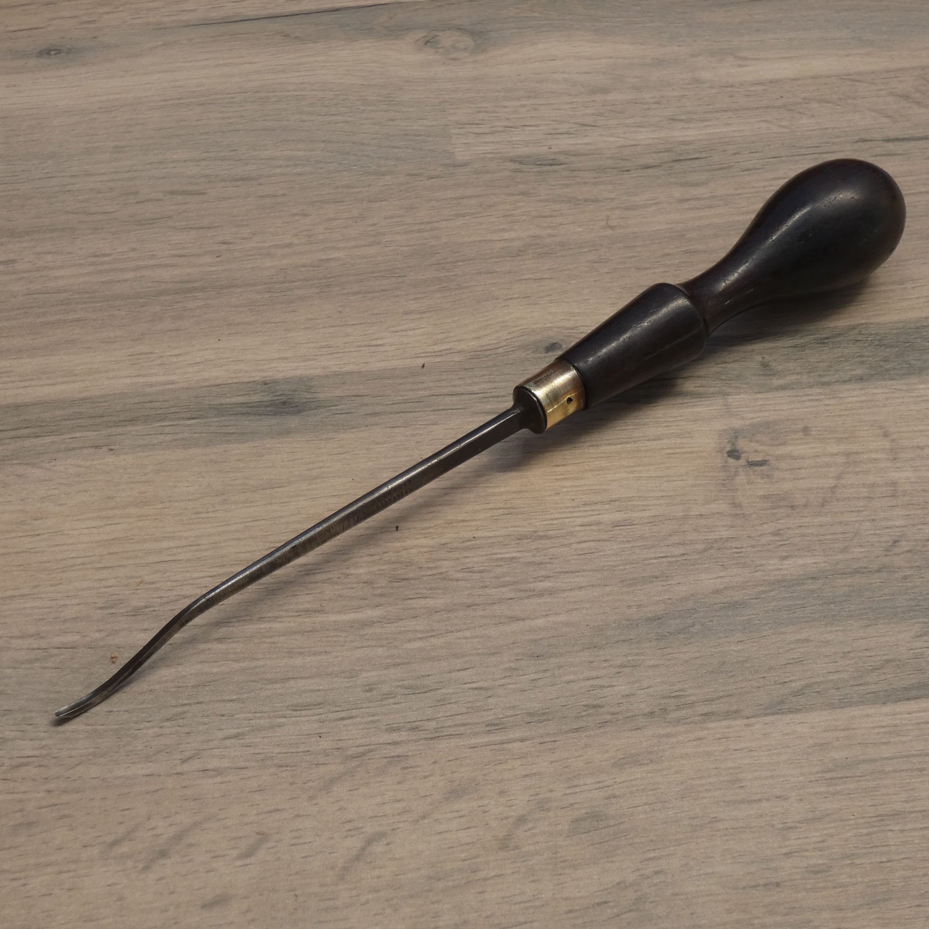 A Tiny 1/16" (2mm) Front Bent Spoon Bit Gouge - S J Addis  No 25