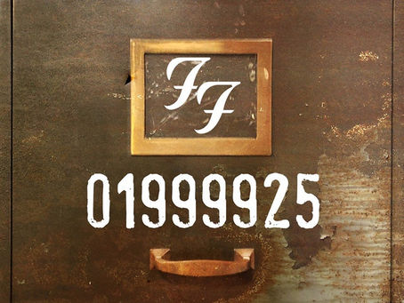 Foo Fighters Cover “Have A Cigar”!