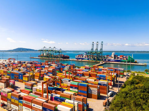 Trump’s Tariff Hike Already Halting Mergers and Acquisitions in Brazil