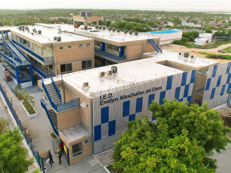 La fundación Tecnoglass y la Alcaldía de Barranquilla le apuestan a la educación en la ciudad, con la reciente inauguración de la Institución Educativa Distrital Evelyn Abuchaibe de Daes