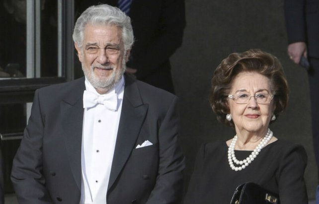 Plácido Domingo: Nueve mujeres acusan de acoso sexual