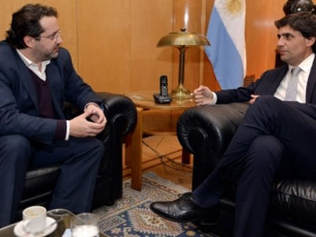 Lacunza se reunió con Lavagna y recibe al equipo de Alberto F.