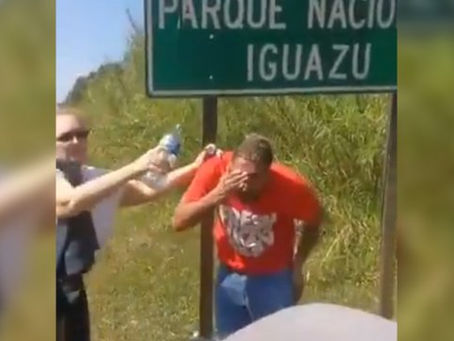Manifestantes golpearon a un turista que quiso atravesar un piquete en Misiones