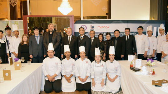 (ชมคลิป) ไทยดัน Soft Power อาหารสู่เวทีโลก! โชว์ Fine Dining ระดับทูต โชว์ศักยภาพสู่มาตรฐานโลก