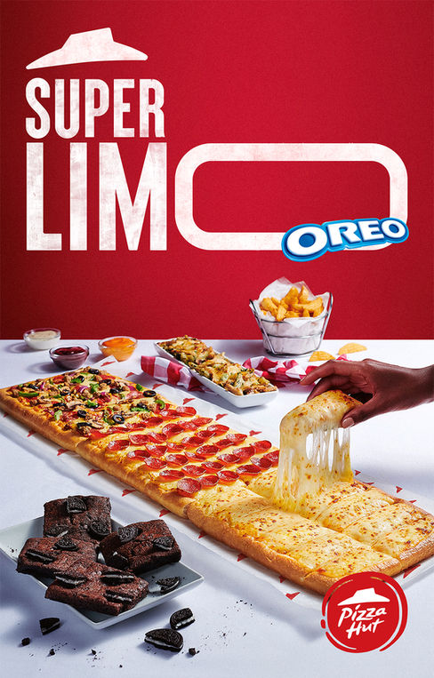 Pizza Hut Super Limo Oreo pizza campaign – commercial food photography by Eaternal Zest for Saudi Arabia
صورة حملة بيتزا هت سوبر ليمو أوريو – تصوير طعام تجاري بعدسة إيتيرنال زيست في السعودية