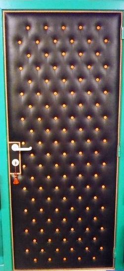 Nr.989 Deur bekleding