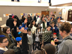 Cheder Chanukah 2017 7.jpeg