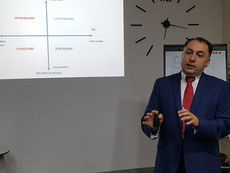 Առաջիկա ընտրություններում սպասվում է քաղաքական գաղափարախոսությունների մրցակցություն. Ատոմ Մխիթարյան