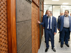 Նիկոլ Փաշինյանը ծանոթացել է նորակառույց «Կամար» բիզնես կենտրոնի գործունեությանն ու ստեղծված պայմաննե