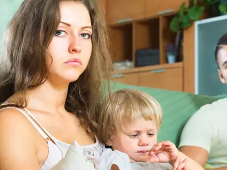 Efectos del Nacimiento del Primer Hijo en la Pareja: Perspectivas Comunicacionales, Sexuales, Económicas, Emocionales y sobre la Depresión Postparto