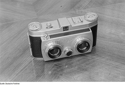 Fotothek_df_roe-neg_0006738_002_Kleinbildstereokamera_Belplasca_des_VEB_Kamera-.jpg