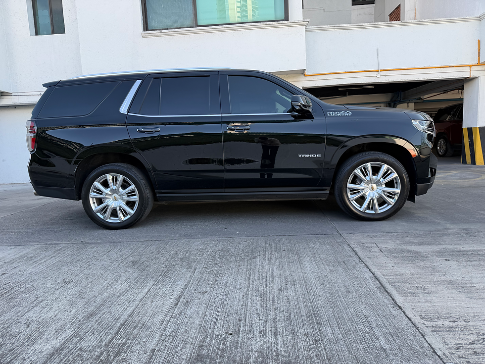 Miniatura: Chevrolet Tahoe High Country 2023