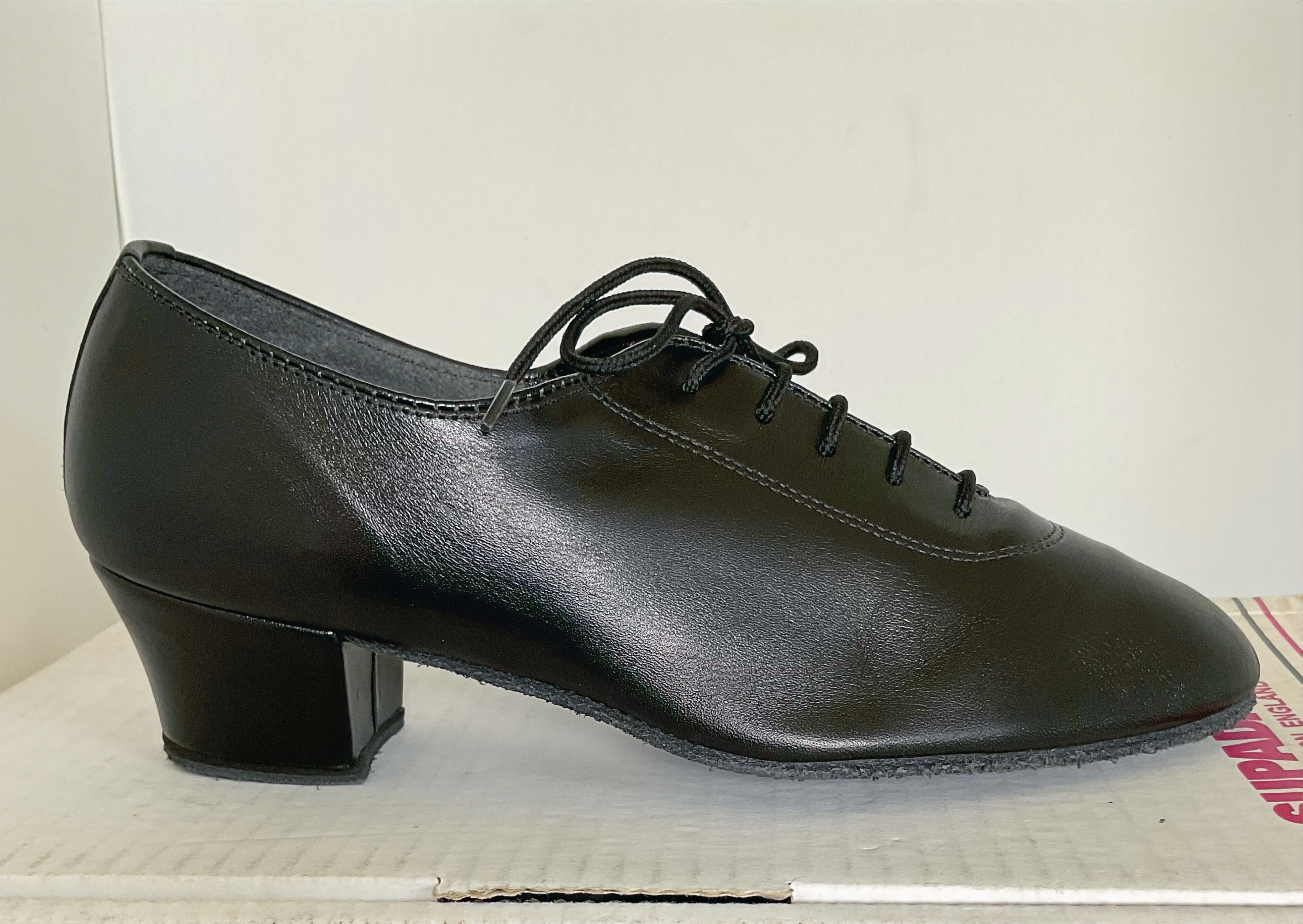Supadance 8000w Boys black leather latin shoe size 5 wide