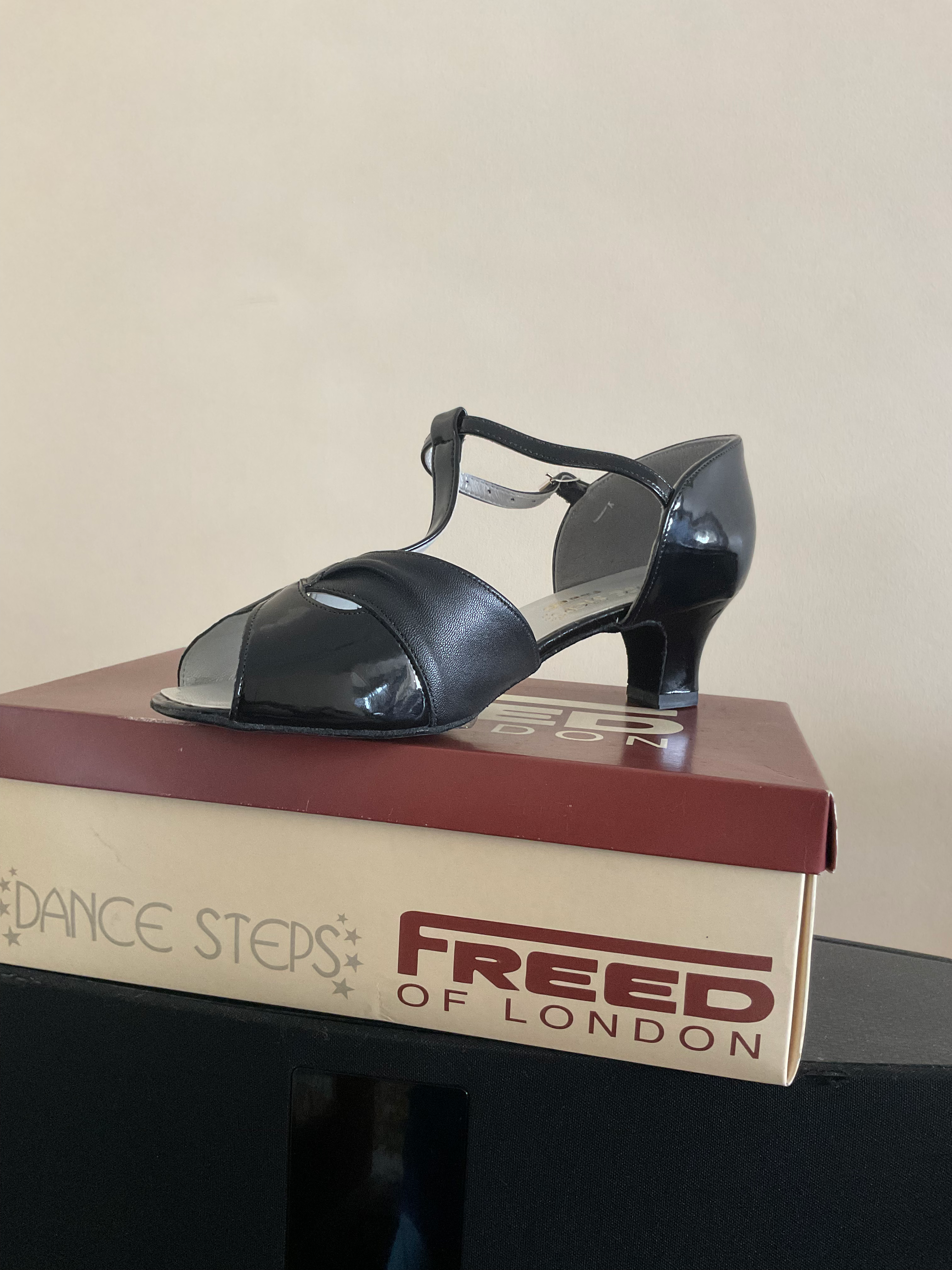 Freed of London Marcasite, size 6.5 wide