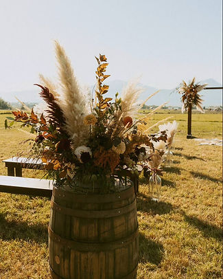 Barrel-Topper-Montana-Boho-Wedding-Ceremony-Western