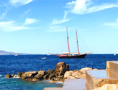 ship sailing the saronic seas of Greece