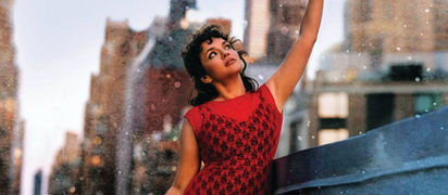 NORAH JONES RELEASES FIRST-EVER HOLIDAY ALBUM