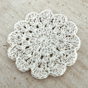 beginners crochet coaster