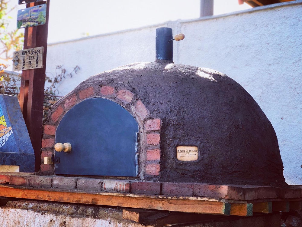 Horno de Barro: Hornos de Adobe con Uso de Leña | Blogicasa | Decoración,  Diseño, Muebles, Jardín y más